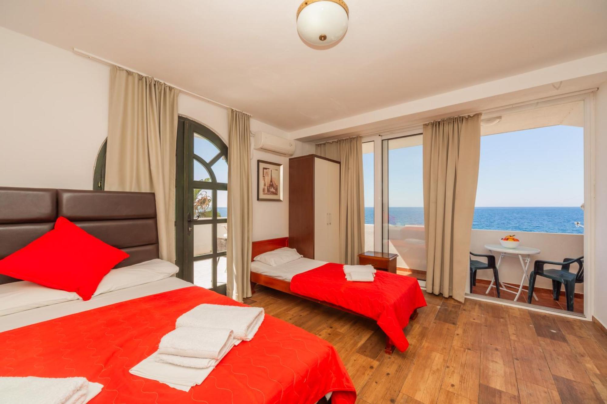 David Apartments And Rooms Dobra Voda Exterior photo